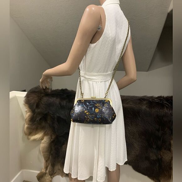 Handmade Genuine Leather Floral Embossed Push-lock Clutch/Shoulder Bag/Crossbody - Picture 8 of 16